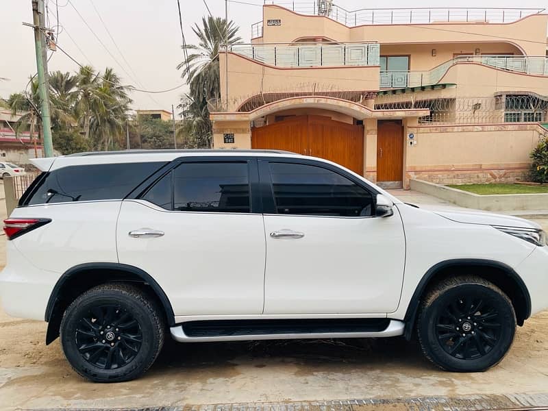 Toyota Fortuner Sigma 2021 2022 registered 3