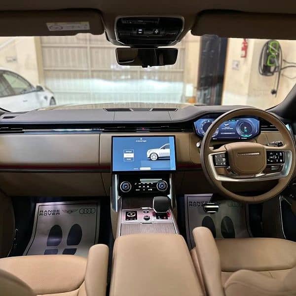 Range Rover Autobiography 2023 5