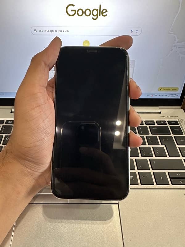 iPhone 11 128 PTA Approved 5