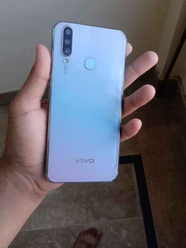 vivo y17  12/256+ oppo f11 12/256 /03029309201/03127403776 5