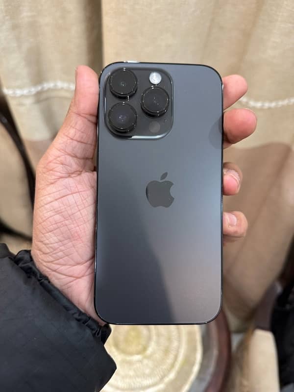 Iphone 14 Pro (256 GB) Non PTA 5