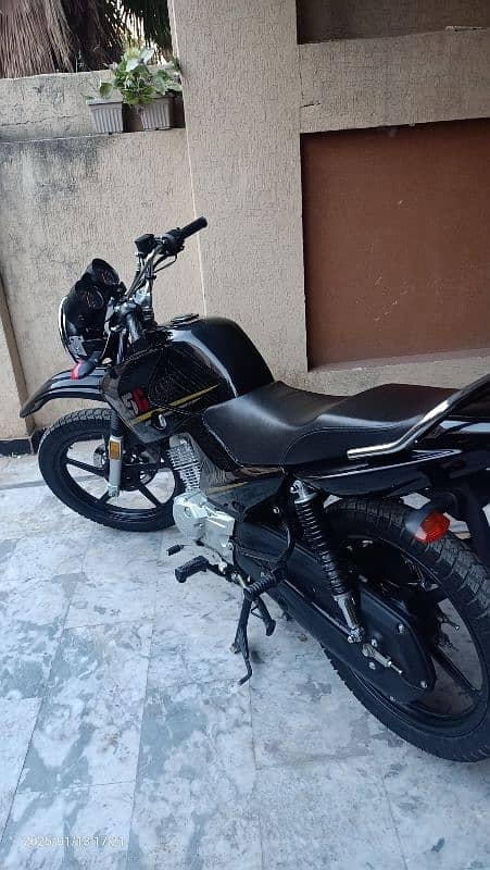 yamaha YBR 125G , 2021 model just like new, only 3500 km driven 0