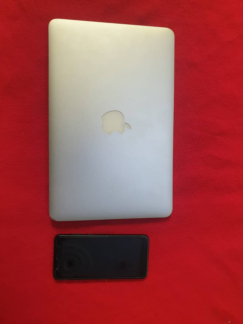 Macbook Air Late 2014, 11 inch, 8GB Ram 8