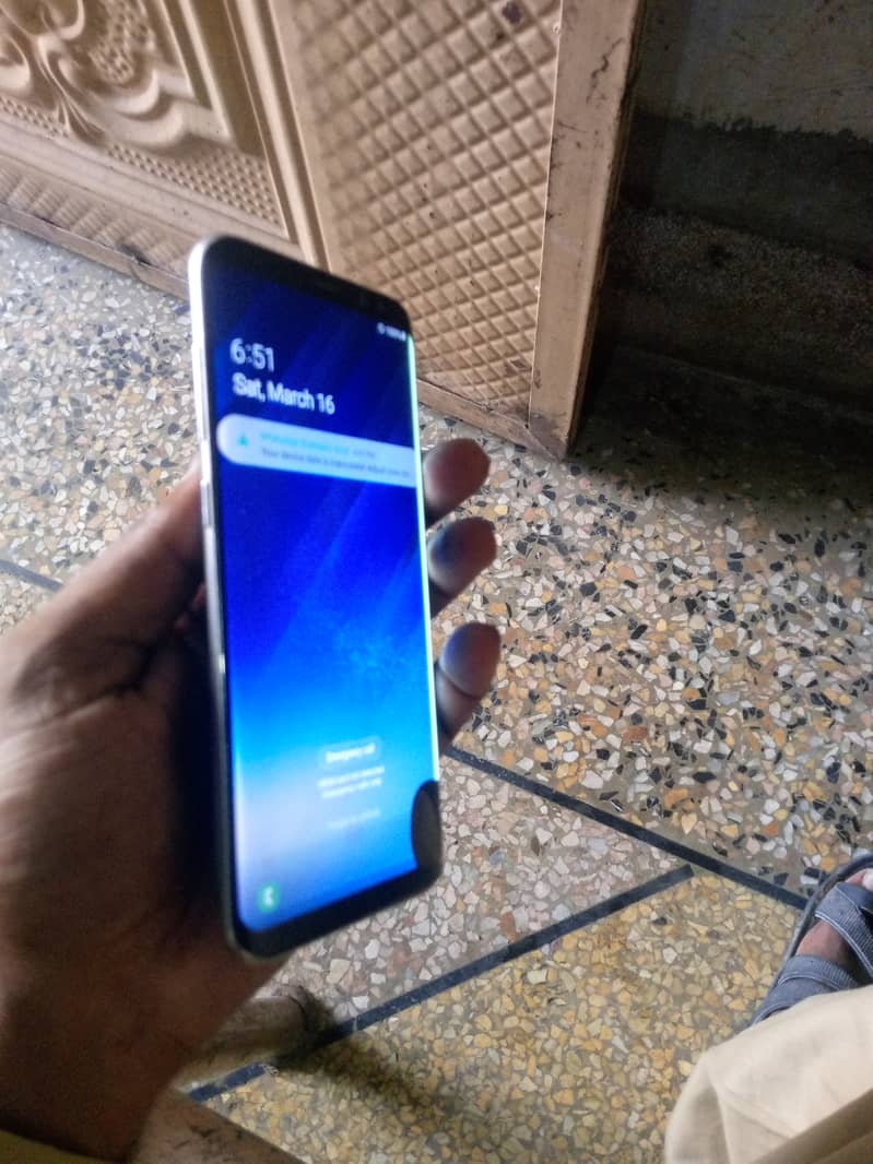 Samsung Mobile S8 Plus 1