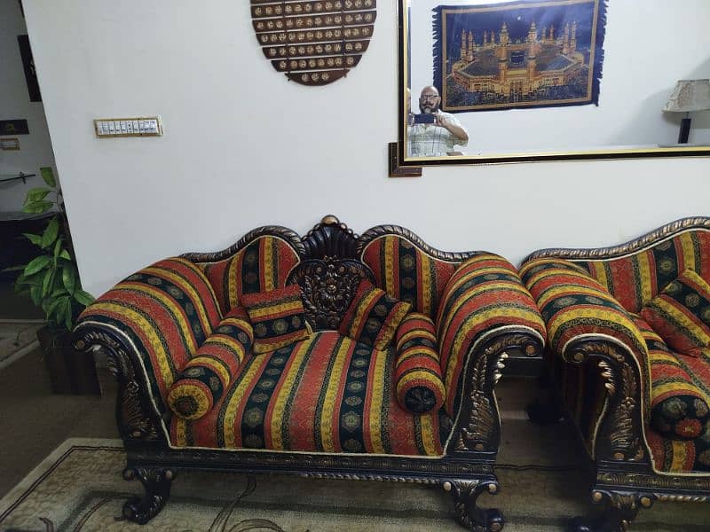 ROYAL CHINOTTI BRAND NEW SOFA 0