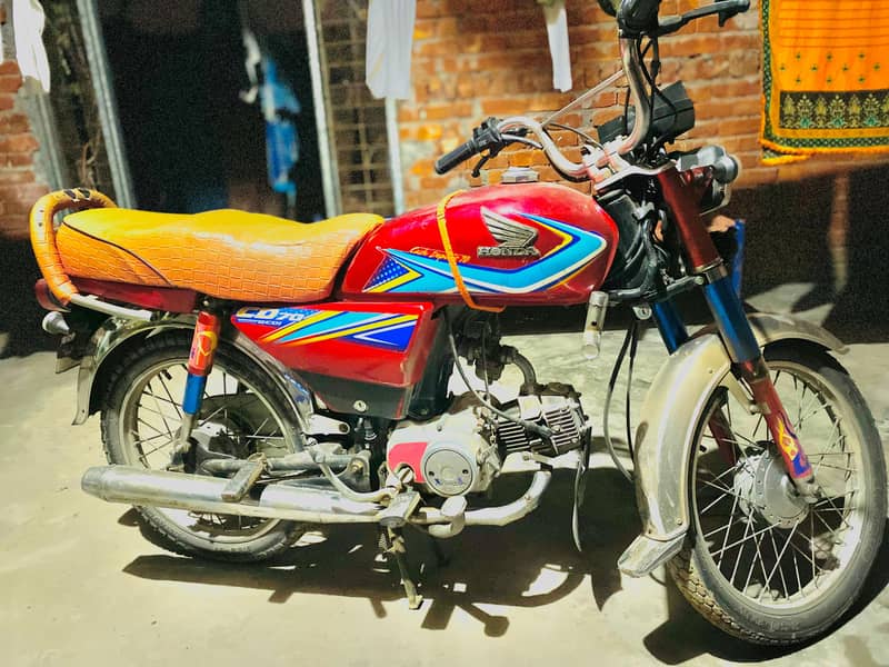 Honda 70 cc bike he Rahimyar khan no he 1