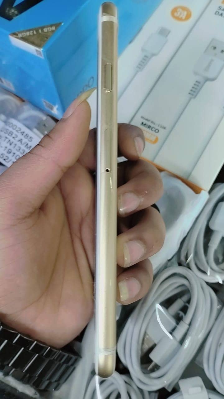 Apple iPhone 6 3