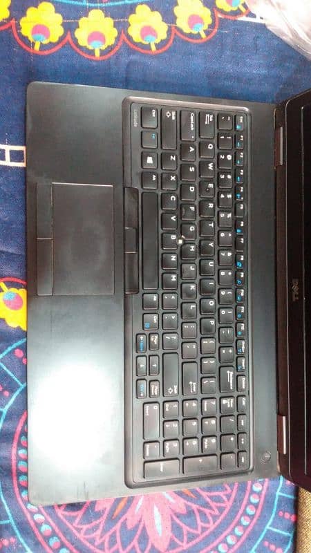 core i5 seven generation laptop 8gb ram best condition 4