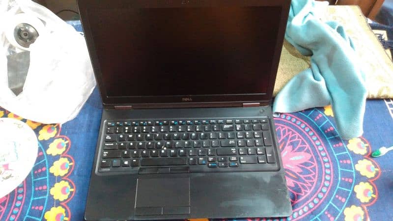 core i5 seven generation laptop 8gb ram best condition 5