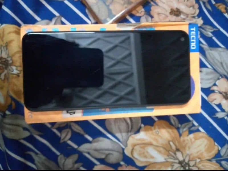 Tecno Spark 7 pro 4Gb/64Gb with Boxx 3