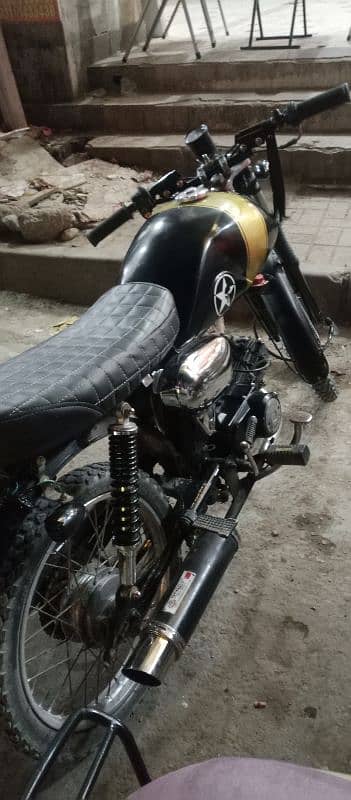 cafe racer 2009 all ohk h 1 rp ka be Kam nhi h bike Mai 0