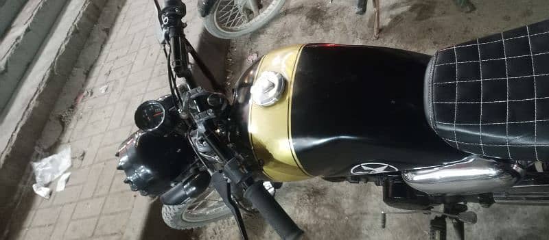 cafe racer 2009 all ohk h 1 rp ka be Kam nhi h bike Mai 5