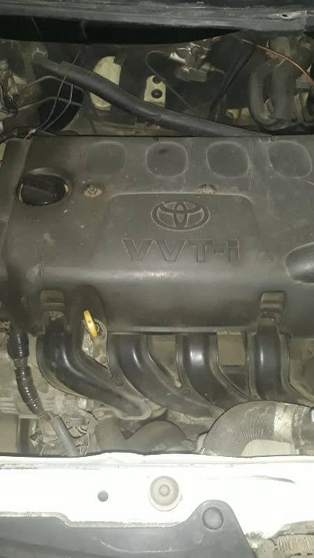 Toyota IST 2002 8