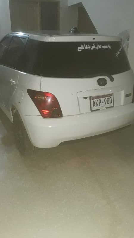 Toyota IST 2002 11