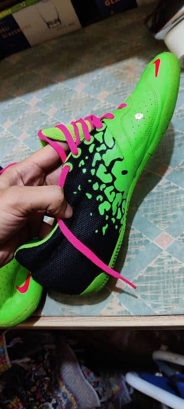 nike grippers 2