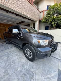 Toyota Tundra 5.7 TRD 2011