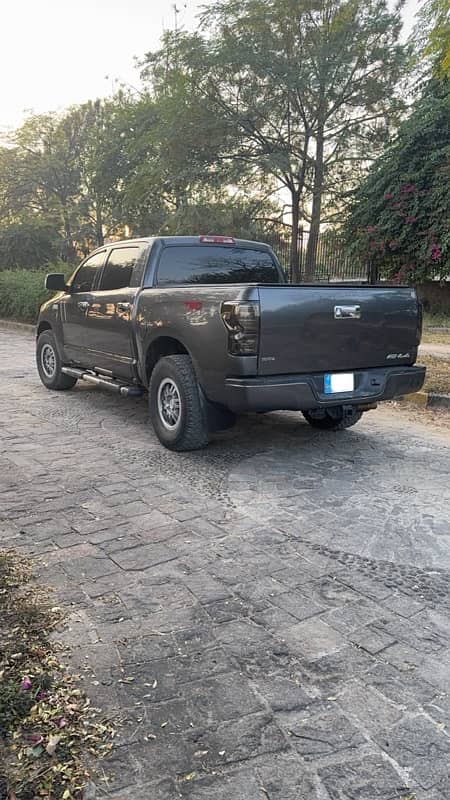 Toyota Tundra 5.7 TRD 2011 10