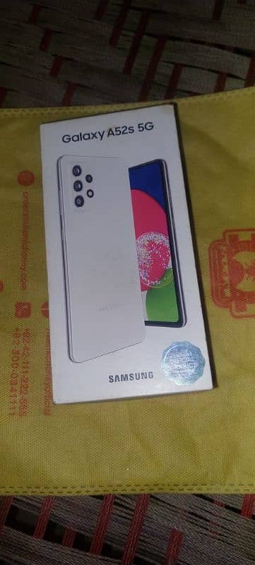 samsung phone  a52s 5G 8 128 5