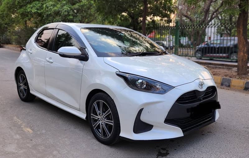 Toyota Yaris 2020 Japanese Model with Brand New Alloy Rim 1