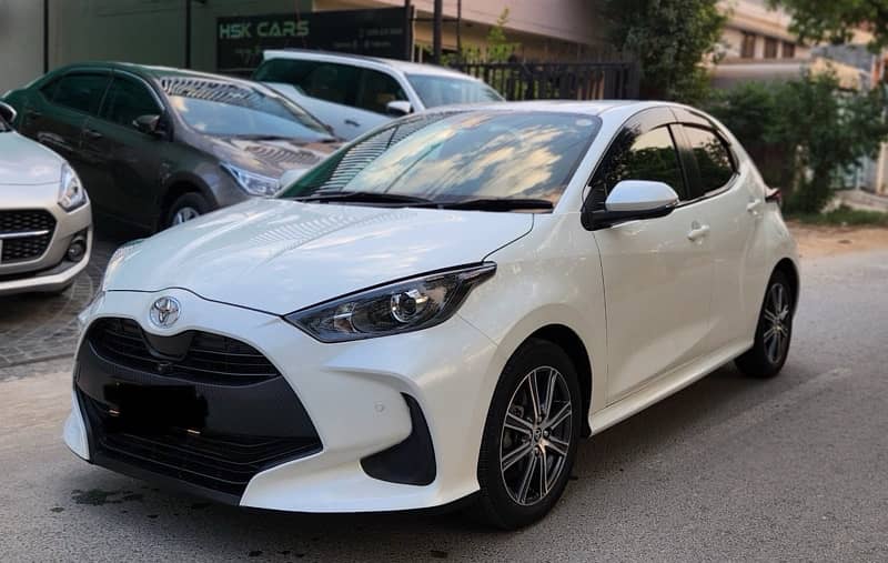 Toyota Yaris 2020 Japanese Model with Brand New Alloy Rim 2