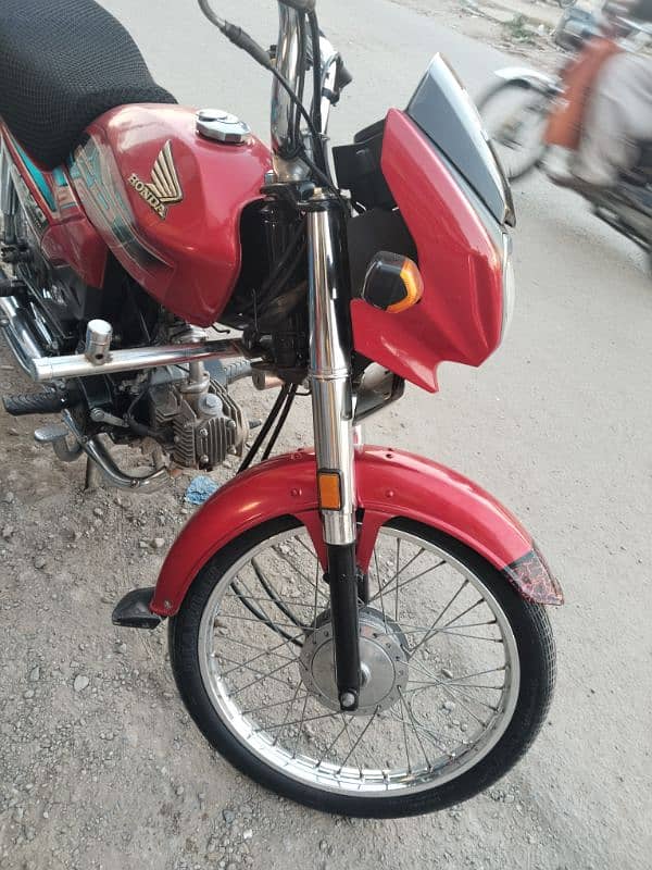 Honda CD 70 2022 03219599697 4