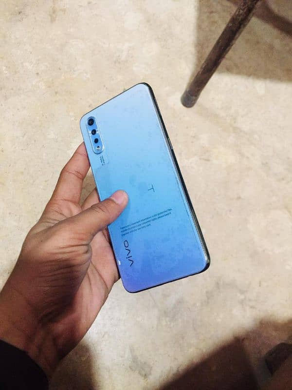 Vivo S1 0