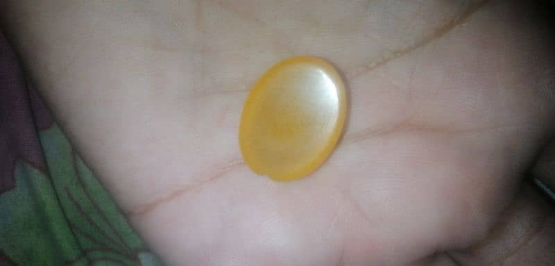 yellow aqique orgional 1 stone avliable 2