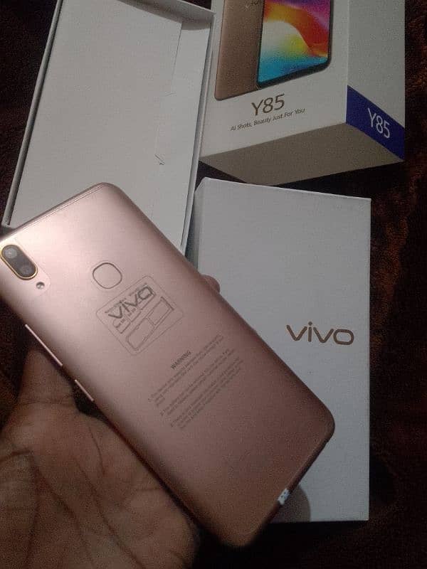 Vivo Y85 4GB 64GB with box 2