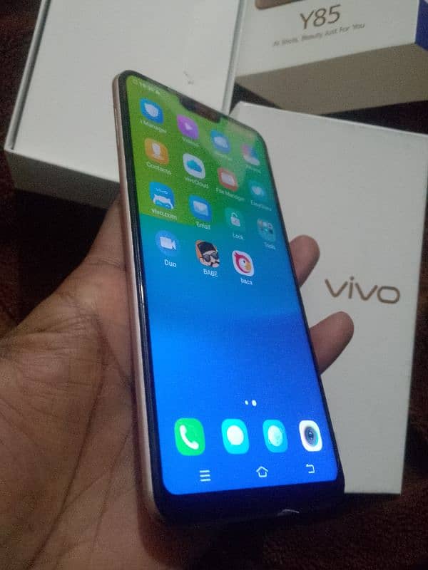 Vivo Y85 4GB 64GB with box 4