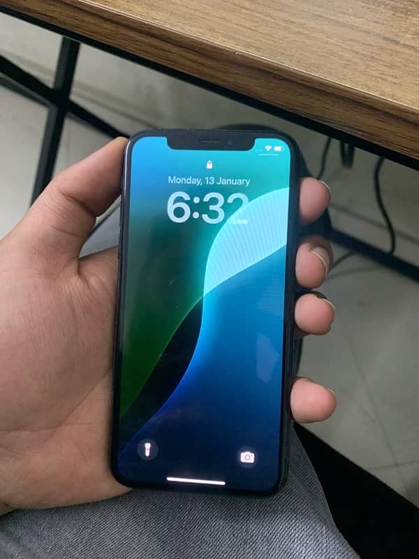 Selling Iphone XS - Don’t Miss out! 1