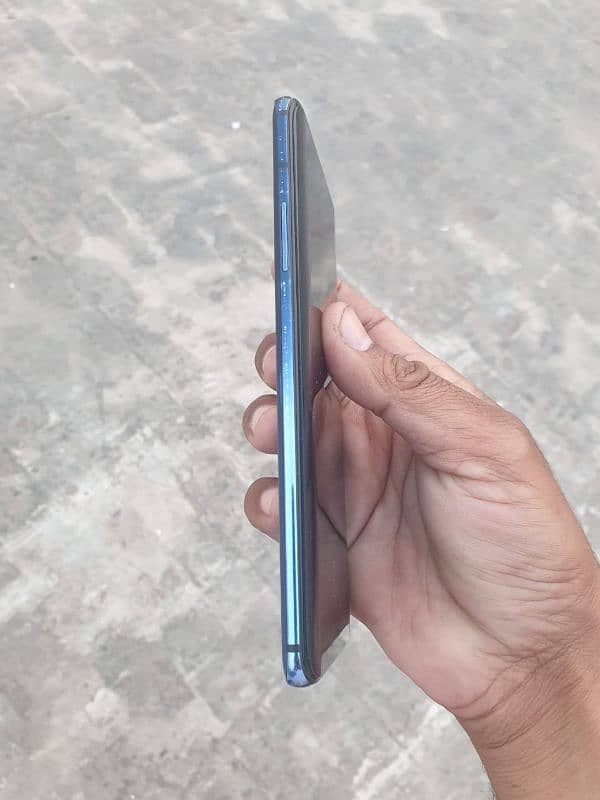 oneplus 7 pro 8.256 condition 10 by 9 all ok phone 2