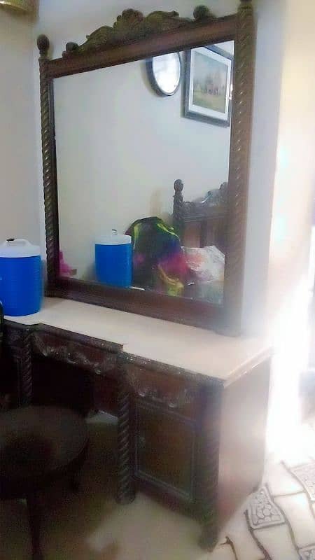 king size dressing table (sheesham made) 0