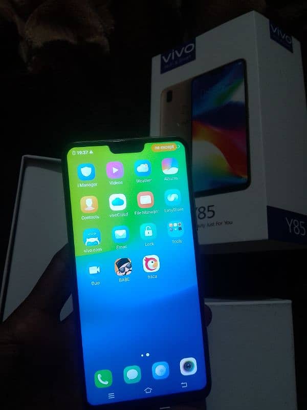 Vivo Y85 4GB 64GB with box 4