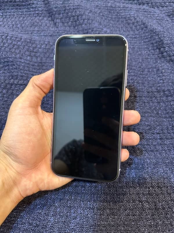 IPHONE 11 256GB PTA APPROVED 4