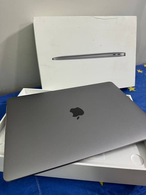 Macbook Air M2 6