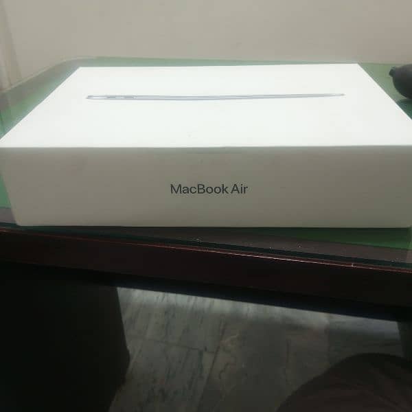 Macbook Air 2020, 8/256 Full box, 0'3'1'1'5'9'3'8'7'5'9 0