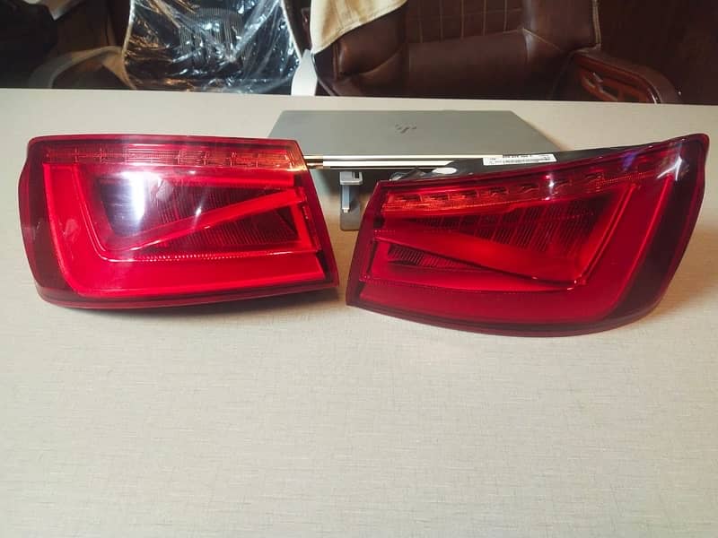 Audi A3 head lights 200000 back light 80000 5