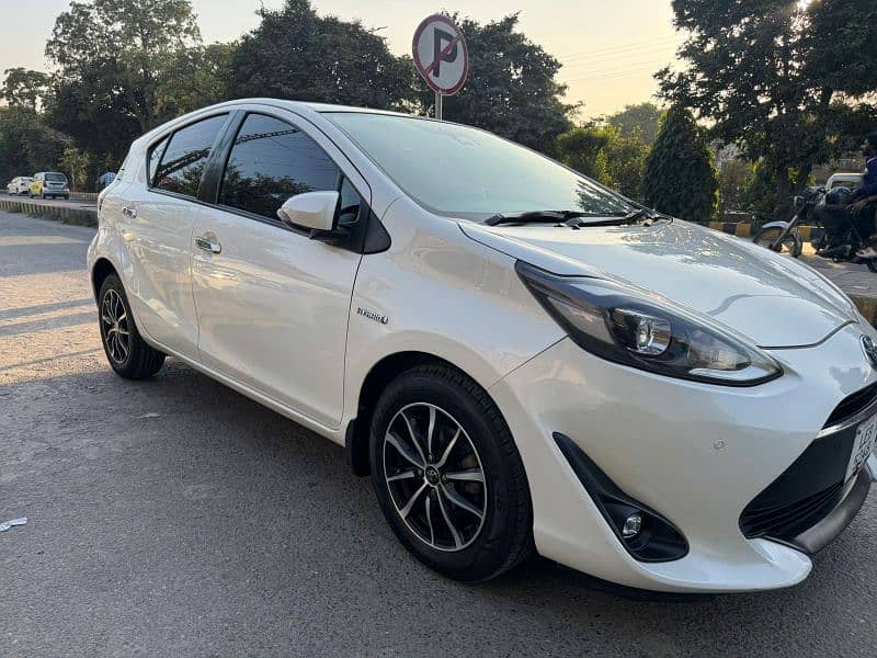 Toyota Aqua 2018 model 19 ki import 20 ki registered 2