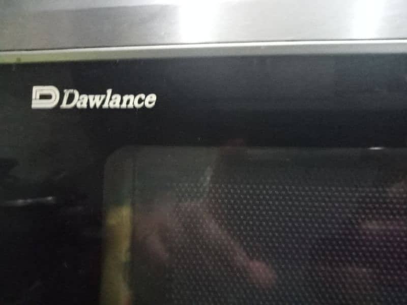 Dawlance microwave oven with grill 2