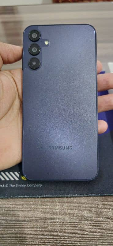 Samsung A15 8/256 Black Blue Colour 3