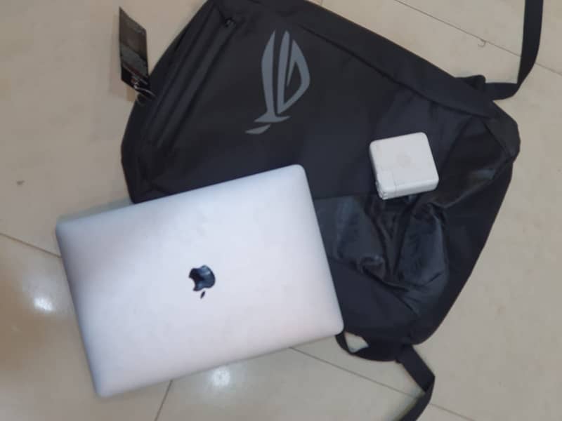 Apple Macbook Pro 15.6 inches with 32GB Ram 2