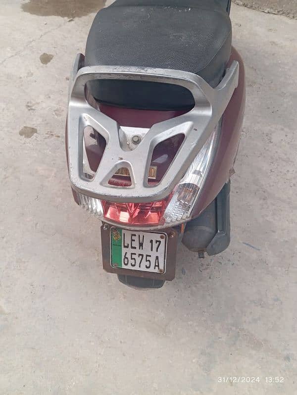 scooty for sale 6