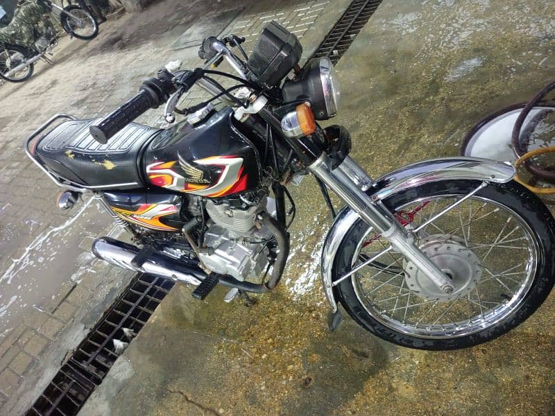 Honda CG 125 2024 Karachi No 3