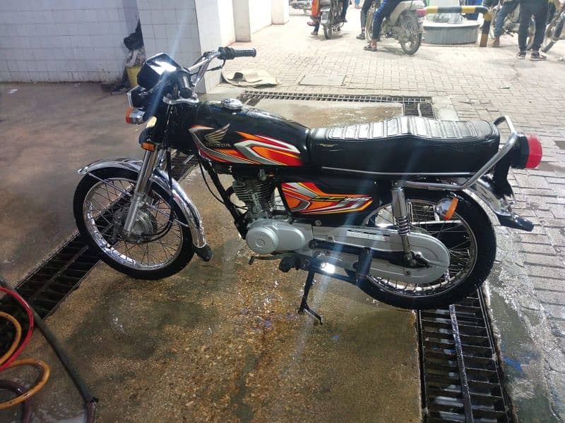 Honda CG 125 2024 Karachi No 7