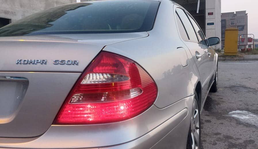 Mercedes E Class 2004 3