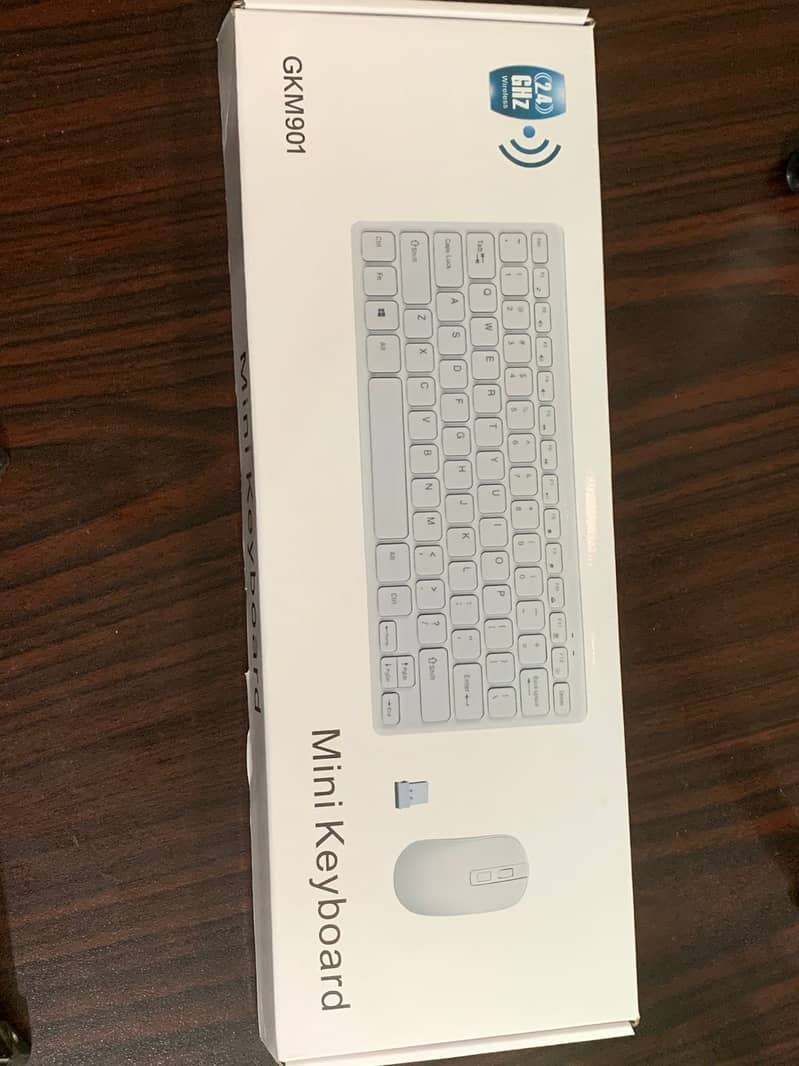 KM-901 Smart Slim Wireless Keyboard Mouse Ultra Thin Portable Mini Key 2