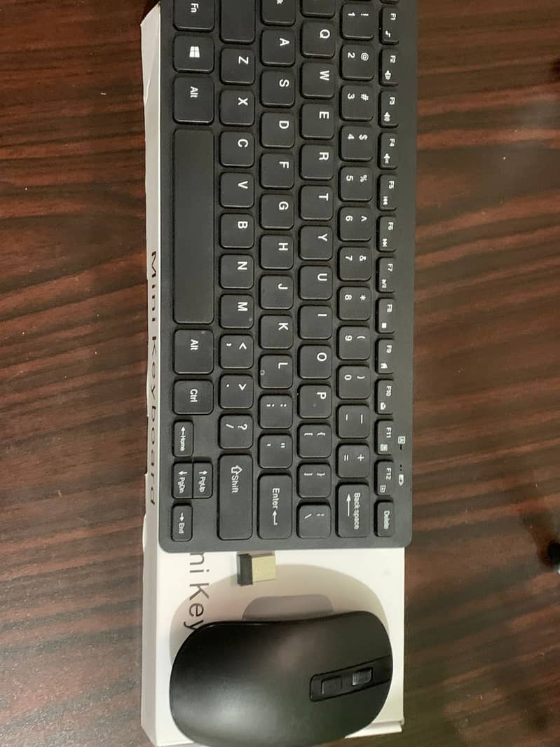 KM-901 Smart Slim Wireless Keyboard Mouse Ultra Thin Portable Mini Key 5