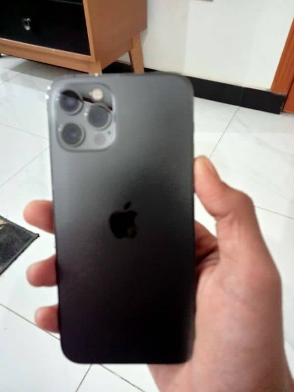 iphone 12 pro 2