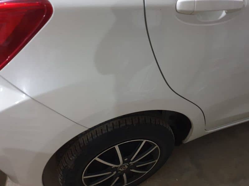 Toyota Vitz 2016 13