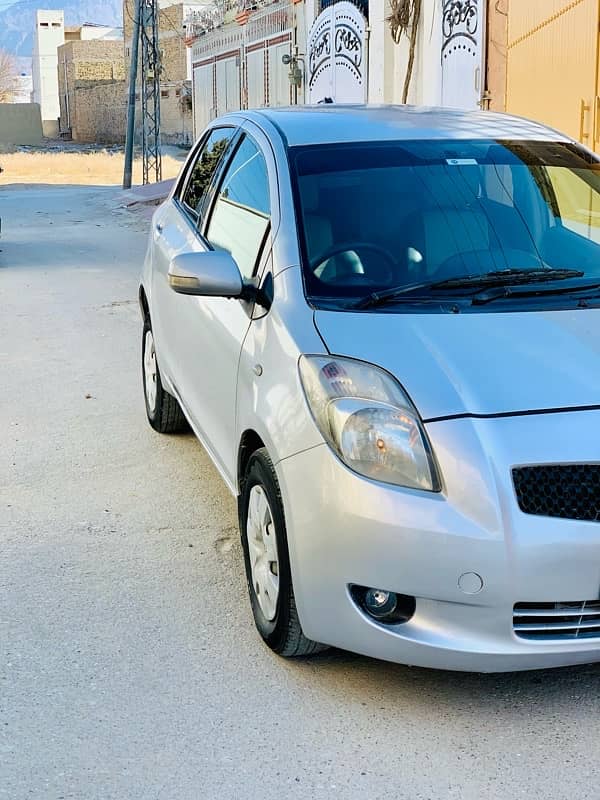 Toyota Vitz 2005 3